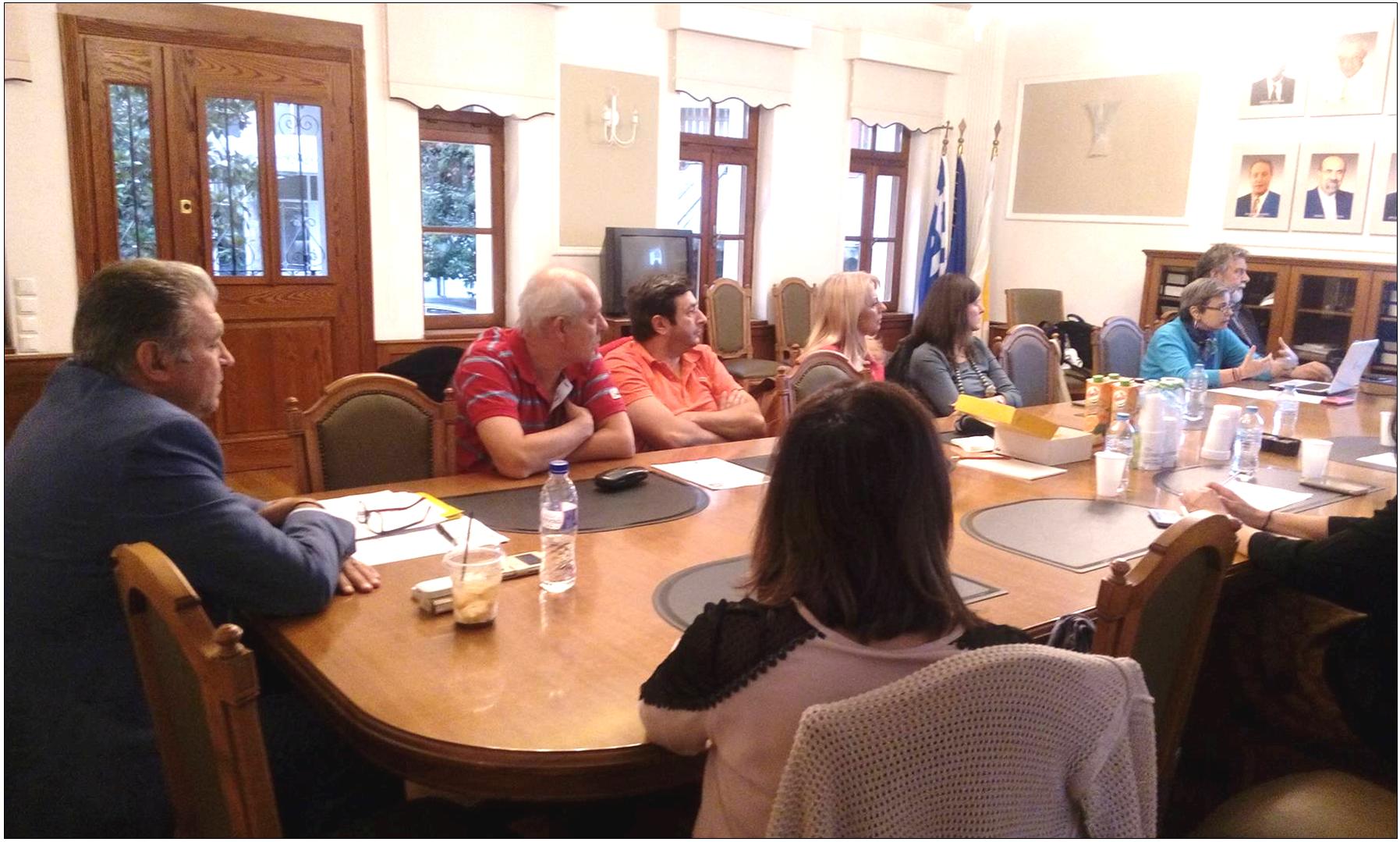 16 ΦΩΤΟ ΣΥΝΑΝΤΗΣΗ