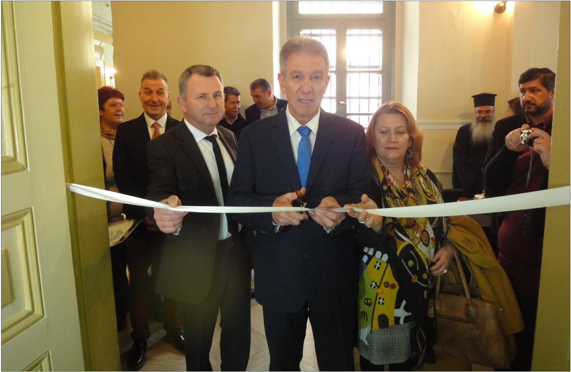 16 ΦΩΤΟ ΕΓΚΑΙΝΙΑ