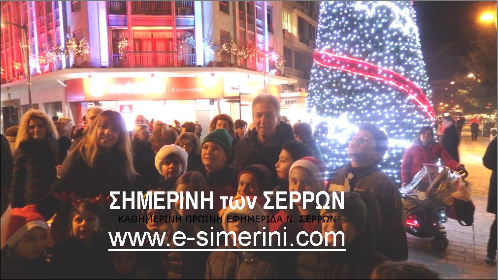 19 ΦΩΤΟ ΧΡΙΣΤΟΥΓΕΝΝΑ