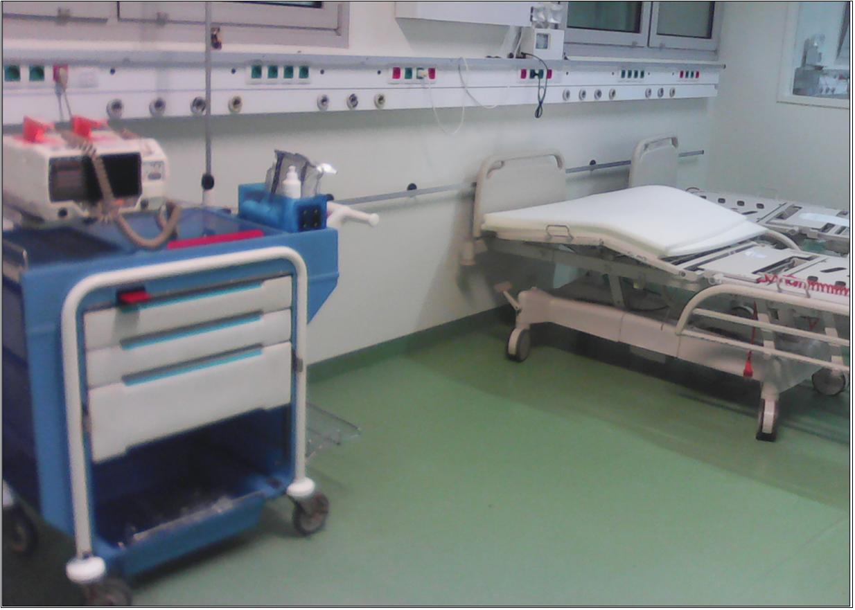 ΠΟΕΔΗΝ: 100 ΑΣΘΕΝΕΙΣ ΠΕΘΑΙΝΟΥΝ ΤΟ ΧΡΟΝΟ ΓΙΑ 150 ΚΡΕΒΑΤΙΑ ΣΤΙΣ ΕΝΤΑΤΙΚΕΣ! 6 17 ΦΩΤΟ ΕΝΤΑΤΙΚΗ