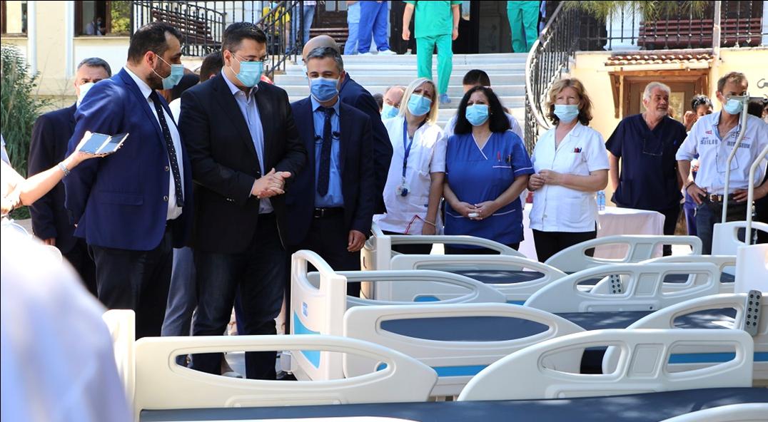 Ο ΑΠΟΣΤΟΛΟΣ ΤΖΙΤΖΙΚΩΣΤΑΣ ΠΑΡΕΔΩΣΕ 24 ΚΛΙΝΕΣ ΜΕΘ ΣΤΑ ΝΟΣΟΚΟΜΕΙΑ ΤΗΣ ΚΕΝΤΡΙΚΗΣ ΜΑΚΕΔΟΝΙΑΣ