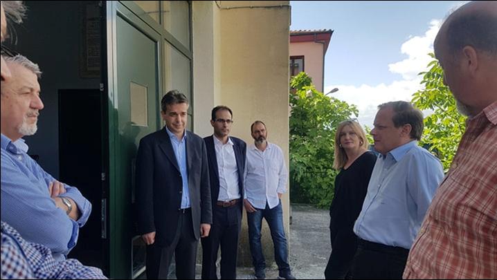 ΜΕ ΠΑΡΕΜΒΑΣΗ Κ.ΚΑΡΑΜΑΝΛΗ ΛΥΣΗ ΣΤΟ ΧΡΟΝΙΟ ΠΡΟΒΛΗΜΑ ΣΤΟ ΛΥΚΕΙΟ ΡΟΔΟΛΙΒΟΥΣ