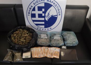 ΤΟΝ “ΞΕΤΡΥΠΩΣΕ” Ο ΑΣΤΥΝΟΜΙΚΟΣ ΣΚΥΛΟΣ ΑΝΙΧΝΕΥΣΗΣ ΝΑΡΚΩΤΙΚΩΝ “ROXY”