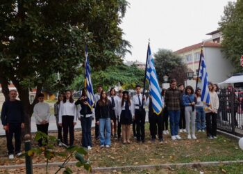 ΤΙΜΗΣΑΝ ΤΗΝ 28η ΟΚΤΩΒΡΙΟΥ ΚΑΙ ΤΟΥΣ ΗΡΩΕΣ ΤΟΥ 1940 ΜΕ ΕΚΔΗΛΩΣΕΙΣ ΟΙ ΜΑΘΗΤΕΣ ΣΕ ΟΛΗ ΤΗΝ ΕΛΛΑΔΑ