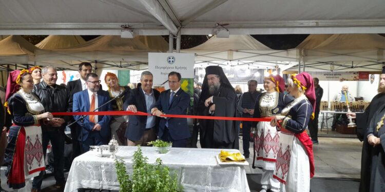 ΛΑΜΠΡΑ ΕΓΚΑΙΝΙΑ ΣΤΙΣ ΣΕΡΡΕΣ ΤΗΣ ΕΚΘΕΣΗΣ «ΚΡΗΤΗ: Η ΜΕΓΑΛΗ ΣΥΝΑΝΤΗΣΗ»