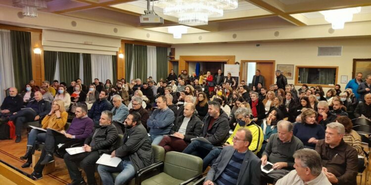 <strong>«ΚΑΡΤΑ ΕΡΓΑΣΙΑΣ – ΨΗΦΙΑΚΟ ΩΡΑΡΙΟ» ΠΡΑΓΜΑΤΟΠΟΙΗΘΗΚΕ ΣΕΜΙΝΑΡΙΟ ΣΤΙΣ ΣΕΡΡΕΣ</strong> 1 «ΚΑΡΤΑ ΕΡΓΑΣΙΑΣ – ΨΗΦΙΑΚΟ ΩΡΑΡΙΟ» ΠΡΑΓΜΑΤΟΠΟΙΗΘΗΚΕ ΣΕΜΙΝΑΡΙΟ ΣΤΙΣ ΣΕΡΡΕΣ