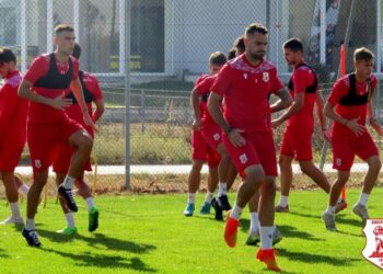 ΠΡΕΜΙΕΡΑ ΣΤΟ ΠΡΩΤΑΘΛΗΜΑ 2022-2023 Ο ΠΑΝΣΕΡΡΑΙΚΟΣ ΥΠΟΔΕΧΕΤΑΙ ΤΟΝ ΘΕΣΠΡΩΤΟ