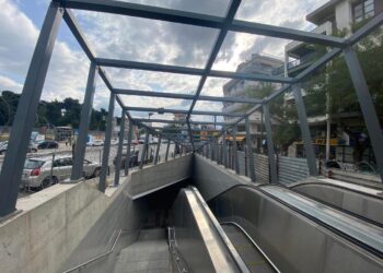 ΞΕΝΑΓΗΘΗΚΑΝ ΠΟΛΙΤΕΣ ΣΤΟ ΜΕΤΡΟ ΘΕΣΣΑΛΟΝΙΚΗΣ