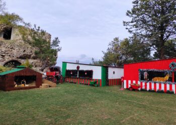 ΜΟΝΑΔΙΚΑ ΧΡΙΣΤΟΥΓΕΝΝΑ ΣΤΟ CITYZEN ΣΤΗΝ ΑΚΡΟΠΟΛΗ ΤΗΣ ΠΟΛΗΣ ΤΩΝ ΣΕΡΡΩΝ