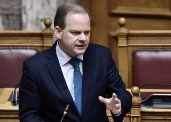 ΑΠΑΝΤΗΣΗ ΣΤΗ ΒΟΥΛΗ ΑΠΟ ΤΟΝ ΚΩΣΤΑ ΚΑΡΑΜΑΝΛΗ ΓΙΑ ΤΗΝ ΚΑΤΑΣΤΑΣΗ ΣΤΑ ΠΕΖΟΔΡΟΜΙΑ ΓΙΑ ΤΑ ΑΤΟΜΑ ΑμεΑ