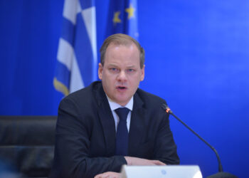 ΥΠΕΓΡΑΦΗ ΣΥΜΒΑΣΗ ΓΙΑ ΑΝΑΒΑΘΜΙΣΗ 14 ΣΥΡΜΩΝ ΤΗΣ ΓΡΑΜΜΗΣ 1 ΤΟΥ ΜΕΤΡΟ ΤΗΣ ΑΘΗΝΑΣ