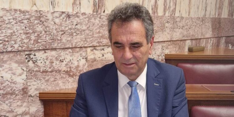 ΕΡΩΤΗΣΗ ΓΙΑ ΤΗΝ ΠΡΟΣΤΑΣΙΑ ΔΑΝΕΙΟΛΗΠΤΩΝ ΑΠΟ ΣΥΝΕΧΕΙΣ ΑΥΞΗΣΕΙΣ ΕΠΙΤΟΚΙΩΝ ΚΑΤΕΘΕΣΕ Ο ΘΕΟΦΙΛΟΣ ΛΕΟΝΤΑΡΙΔΗΣ