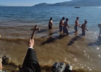 ΓΙΟΡΤΑΣΤΗΚΑΝ ΤΑ ΘΕΟΦΑΝΕΙΑ ΣΤΟ ΔΗΜΟ ΣΙΝΤΙΚΗΣ