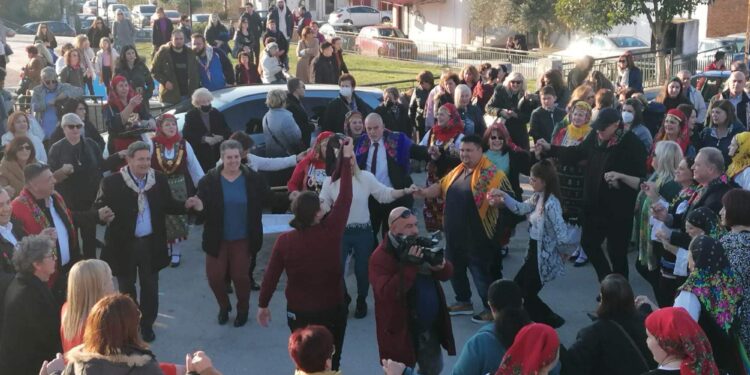  ΓΙΟΡΤΗ ΤΗΣ «ΜΠΑΜΠΩΣ» ΚΑΙ Η ΜΕΡΑ ΤΗΣ «ΓΥΝΑΙΚΟΚΡΑΤΙΑΣ» ΤΙΜΗΘΗΚΑΝ ΣΤΟ Ν ΣΕΡΡΩΝ