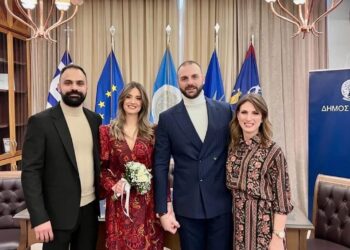Ο ΙΩΑΝΝΗΣ ΦΑΡΑΣΟΠΟΥΛΟΣ ΚΑΙ Η ΦΩΤΕΙΝΗ ΣΕΡΕΚΑ ΤΕΛΕΣΑΝ ΤΟΝ ΓΑΜΟ ΤΟΥΣ ΣΤΟ ΔΗΜΑΡΧΕΙΟ ΣΕΡΡΩΝ