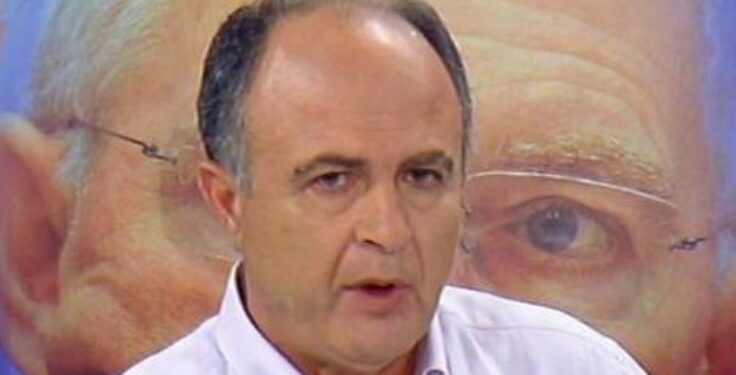 ΚΩΝΣΤΑΝΤΙΝΟΣ: ΔΙΧΩΣ ΠΡΟΚΑΤΑΛΗΨΕΙΣ ΚΑΙ ΠΑΘΟΣ. ΓΡΑΦΕΙ Ο ΑΝΤΩΝΗΣ ΑΝΤΩΝΑΚΟΣ