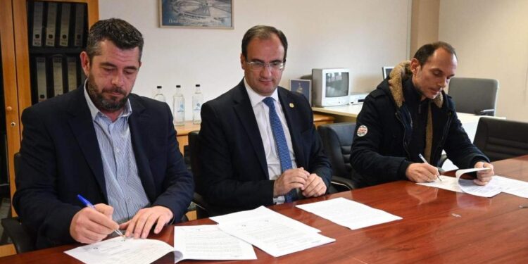 ΔΕΥΑ ΣΕΡΡΩΝ: «ΥΠΟΓΡΑΦΗ ΣΥΜΒΑΣΗΣ ΓΙΑ ΤΗΝ ΚΑΤΑΣΚΕΥΗ ΑΓΩΓΟΥ ΑΚΑΘΑΡΤΩΝ ΣΤΟ ΔΡΟΜΟ ΣΕΡΡΩΝ-ΧΡΥΣΟΠΗΓΗΣ»