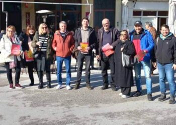 ΤΑ ΜΕΛΗ ΤΟΥ ΜΕΡΑ25 ΕΠΙΣΚΕΦΘΗΚΑΝ ΤΟ ΣΙΔΗΡΟΚΑΣΤΡΟ ΚΑΙ ΕΙΧΑΝ ΕΠΑΦΗ ΜΕ ΤΟΥΣ ΚΑΤΟΙΚΟΥΣ