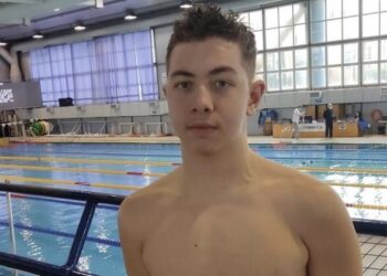 ΠΑΝΕΛΛΗΝΙΟ ΡΕΚΟΡ ΕΦΗΒΩΝ ΣΤΑ 200μ ΥΠΤΙΟ ΑΠΟ ΤΟΝ ΣΕΡΡΑΙΟ ΚΟΛΥΜΒΗΤΗ  ΑΠΟΣΤΟΛΟ ΣΙΣΚΟ