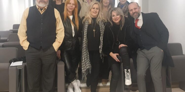ΣΥΓΚΡΟΤΗΘΗΚΕ ΣΕ ΣΩΜΑ ΤΟ ΝΕΟ ΔΣ ΤΩΝ ΣΕΡΡΑΙΩΝ ΚΟΜΜΩΤΩΝ 1 ΣΥΓΚΡΟΤΗΘΗΚΕ ΣΕ ΣΩΜΑ ΤΟ ΝΕΟ ΔΣ ΤΩΝ ΣΕΡΡΑΙΩΝ ΚΟΜΜΩΤΩΝ