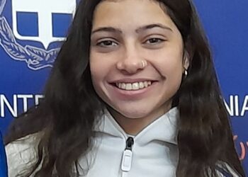 ΤΡΙΑΝΤΑΦΥΛΛΟΥ ΗΛΙΑΝΑ ΣΥΝΕΧΙΖΕΙ ΤΗΝ ΣΤΑΘΕΡΗ ΠΟΡΕΙΑ ΣΤΟ ΕΠΙ ΚΟΝΤΩ