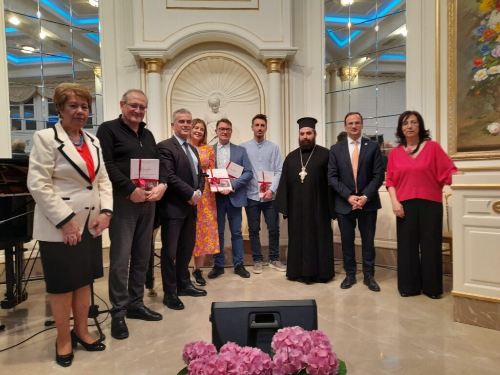 20230514 205711 emmeleia