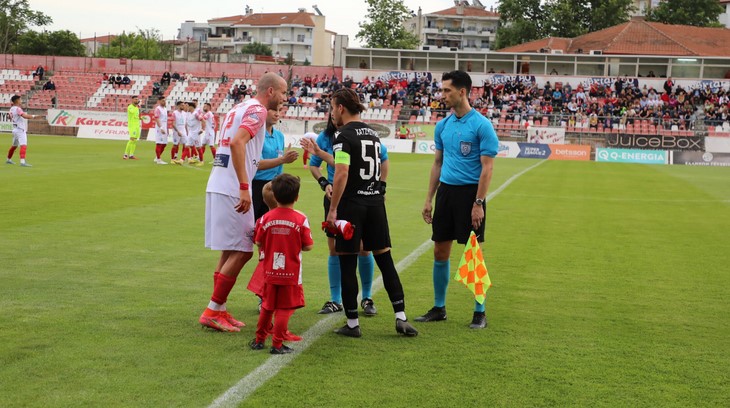 Ο ΠΑΝΣΕΡΡΑΪΚΟΣ ΓΙΟΡΤΑΣΕ ΤΗΝ ΑΝΟΔΟ ΣΤΗΝ Super League ΜΕ «ΛΕΥΚΗ» ΙΣΟΠΑΛΙΑ