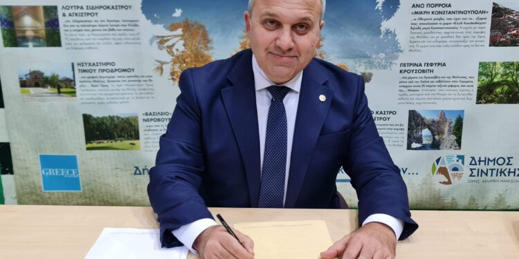 ΟΡΚΙΣΤΗΚΕ ΣΤΟ ΣΙΔΗΡΟΚΑΣΤΡΟ Ο ΓΕΩΡΓΙΟΣ ΤΑΤΣΙΟΣ ΝΕΟΣ ΔΗΜΑΡΧΟΣ ΣΙΝΤΙΚΗΣ