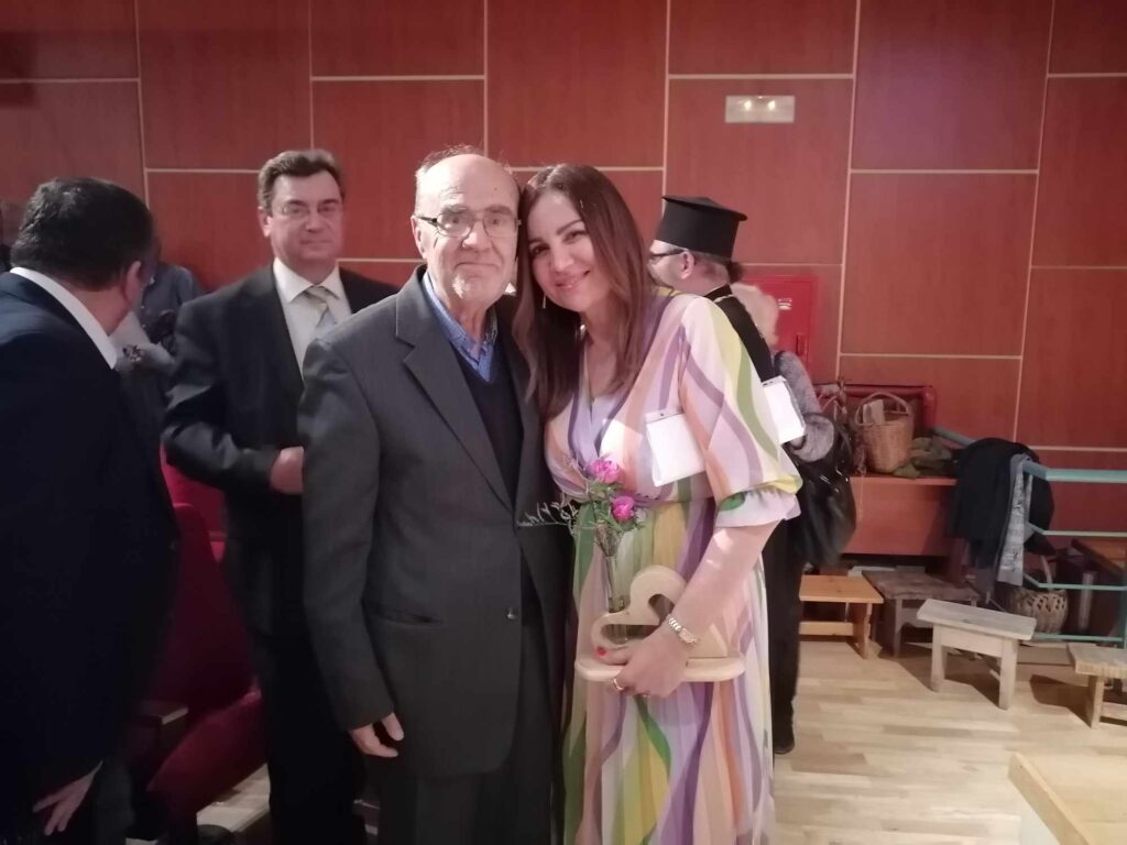 20240424 107993 ΓΛΩΣΣΑ ΡΕΙ