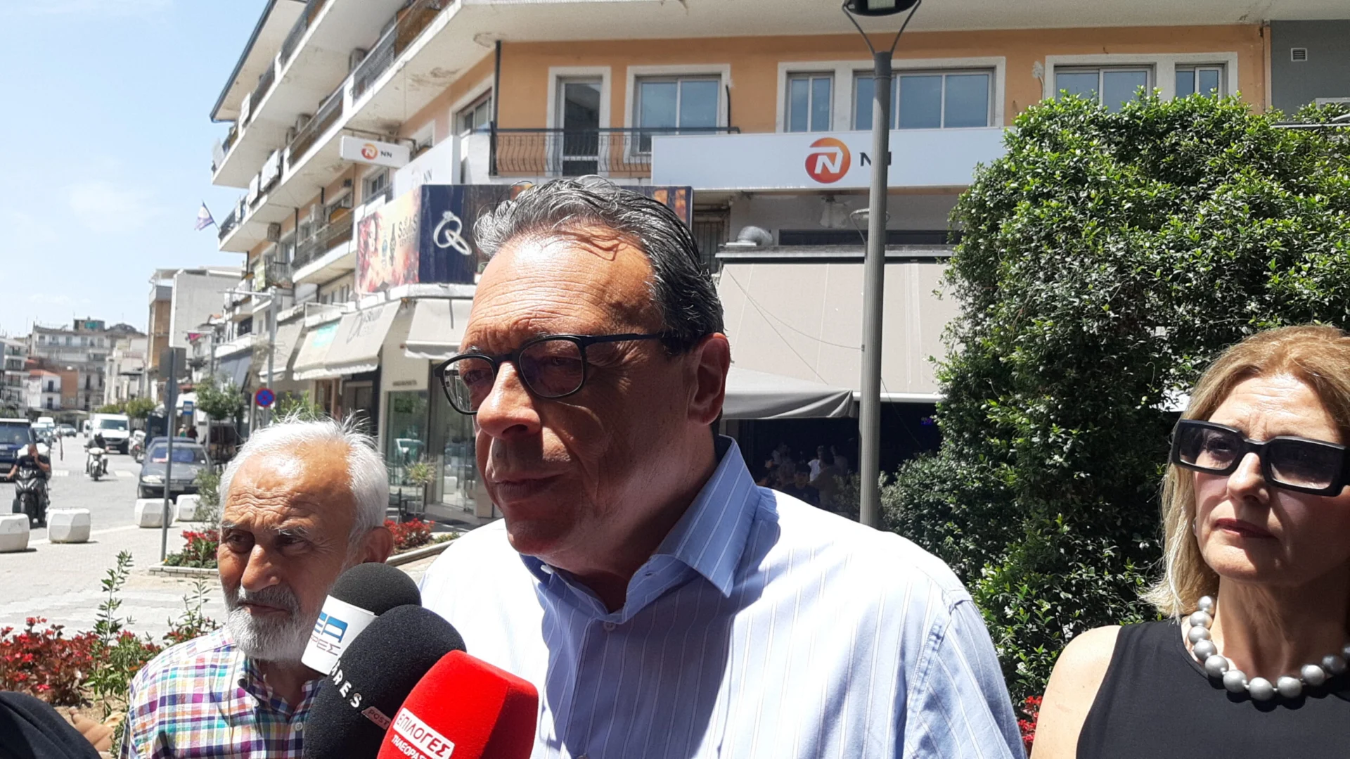 Ο ΣΩΚΡΑΤΗΣ ΦΑΜΕΛΛΟΣ ΠΡΟΕΔΡΟΣ ΤΗΣ ΚΟ ΤΟΥ ΣΥΡΙΖΑ-ΠΣ ΕΠΙΣΚΕΦΘΗΚΕ ΤΗΝ ΠΟΛΗ ΤΩΝ ΣΕΡΡΩΝ