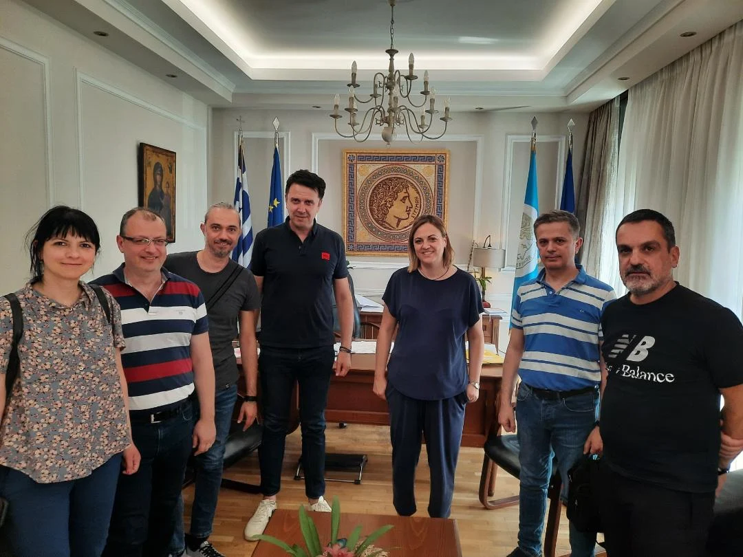 ΣΥΝΑΝΤΗΣΗ ΤΗΣ ΔΗΜΑΡΧΟΥ ΣΕΡΡΩΝ ΒΑΡΒΑΡΑΣ ΜΗΤΛΙΑΓΚΑ ΜΕ ΤΟ ΔΣ ΤΗΣ ΕΝΩΣΗΣ ΝΟΣΟΚΟΜΕΙΑΚΩΝ ΙΑΤΡΩΝ ΤΟΥ ΝΟΣΟΚΟΜΕΙΟΥ ΣΕΡΡΩΝ