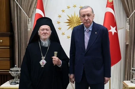 ΣΥΝΑΝΤΗΣΗ ΒΑΡΘΟΛΟΜΑΙΟΥ – ΕΡΝΤΟΓΑΝ ΣΤΟ ΠΡΟΕΔΡΙΚΟ ΜΕΓΑΡΟ ΤΗΣ ΤΟΥΡΚΙΑΣ