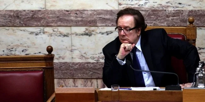 ΠΕΘΑΝΕ Ο ΠΡΩΗΝ ΑΝΤΙΠΡΟΕΔΡΟΣ ΤΗΣ ΒΟΥΛΗΣ ΒΑΪΤΣΗΣ ΑΠΟΣΤΟΛΑΤΟΣ