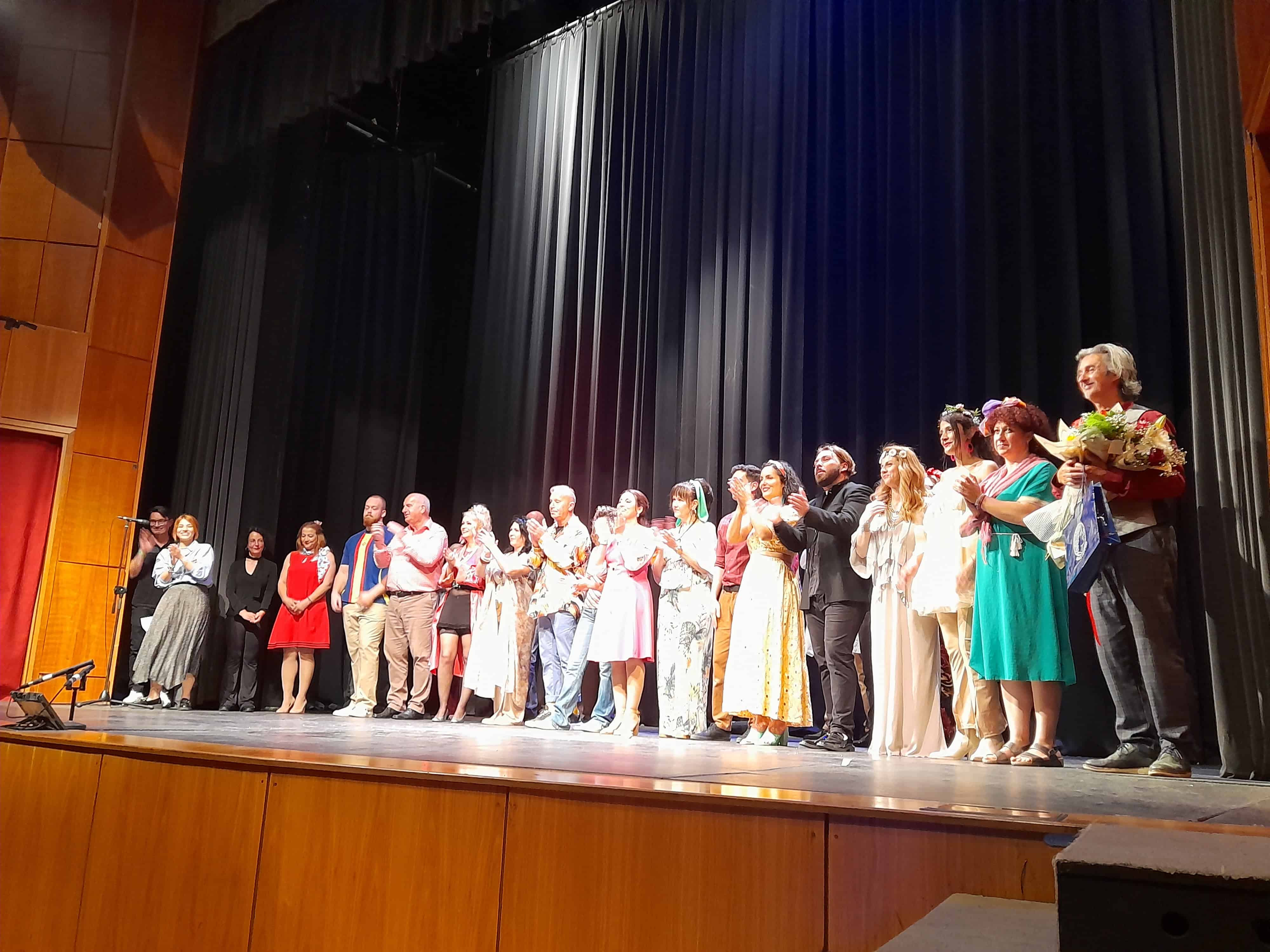 ΑΝΟΙΞΕ ΤΙΣ ΠΥΛΕΣ ΤΗΣ ΣΤΙΣ ΣΕΡΡΕΣ Η 18η ΔΙΕΘΝΗ ΠΑΝΕΠΙΣΤΗΜΙΑΔΑ ΦΟΙΤΗΤΙΚΟΥ ΘΕΑΤΡΟΥ