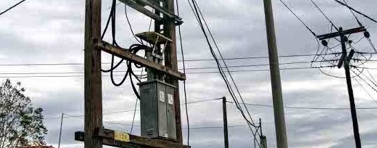 ΚΛΟΠΗ ΑΠΟ ΜΕΤΑΣΧΗΜΑΤΙΣΤΗ ΤΟΥ ΔΕΔΔΗΕ ΣΕ ΠΕΡΙΟΧΗ ΤΩΝ ΣΕΡΡΩΝ