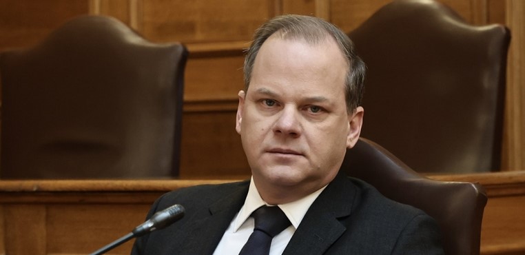 ΚΩΣΤΑΣ ΚΑΡΑΜΑΝΛΗΣ: «ΕΙΜΑΙ ΒΕΒΑΙΟΣ ΓΙΑ ΤΗΝ ΑΘΩΟΤΗΤΑ ΜΟΥ»