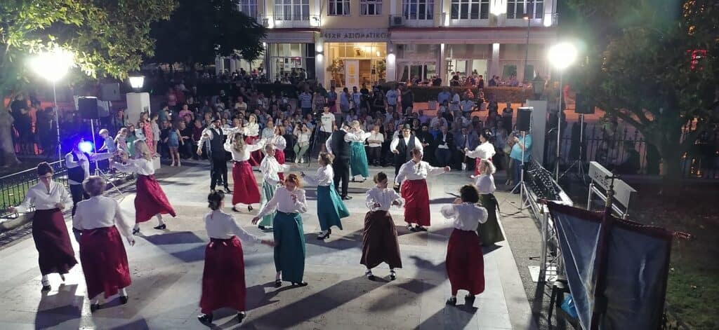 20250614 212606 mikrasiatiki spitha 5