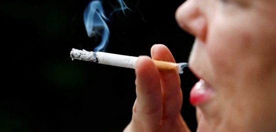 ΝΕΑ ΤΗΛΕΦΩΝΙΚΗ ΓΡΑΜΜΗ 1135 ΓΙΑ ΚΑΠΝΙΣΤΕΣ ΑΝΑΚΟΙΝΩΣΕ Ο ΕΘΝΙΚΟΣ ΟΡΓΑΝΙΣΜΟΣ ΔΗΜΟΣΙΑΣ ΥΓΕΙΑΣ (ΕΟΔΥ)