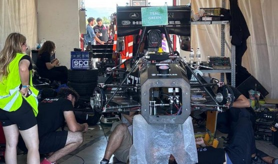 Formula IHU 2025: ΦΙΛΟΞΕΝΗΘΗΚΕ ΣΤΟ ΑΥΤΟΚΙΝΗΤΟΔΡΟΜΙΟ ΣΕΡΡΩΝ