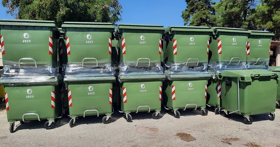 ΑΝΑΝΕΩΝΕΤΑΙ Ο ΕΞΟΠΛΙΣΜΟΣ ΚΑΘΑΡΙΟΤΗΤΑΣ ΣΤΟΝ ΔΗΜΟ ΣΕΡΡΩΝ  ΜΕ 200 ΝΕΟΥΣ ΚΑΔΟΥΣ