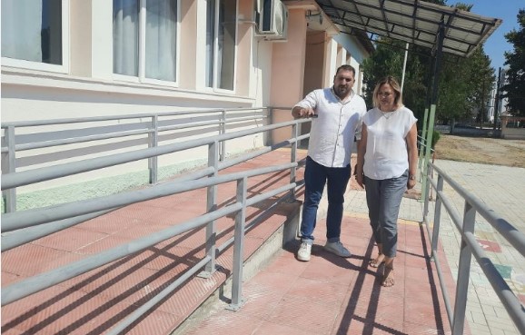 ΡΑΜΠΕΣ ΠΡΟΣΒΑΣΗΣ ΚΑΙ ΧΩΡΟΙ ΥΓΙΕΙΝΗΣ ΑμεΑ ΣΤΟΝ ΔΗΜΟ ΣΕΡΡΩΝ