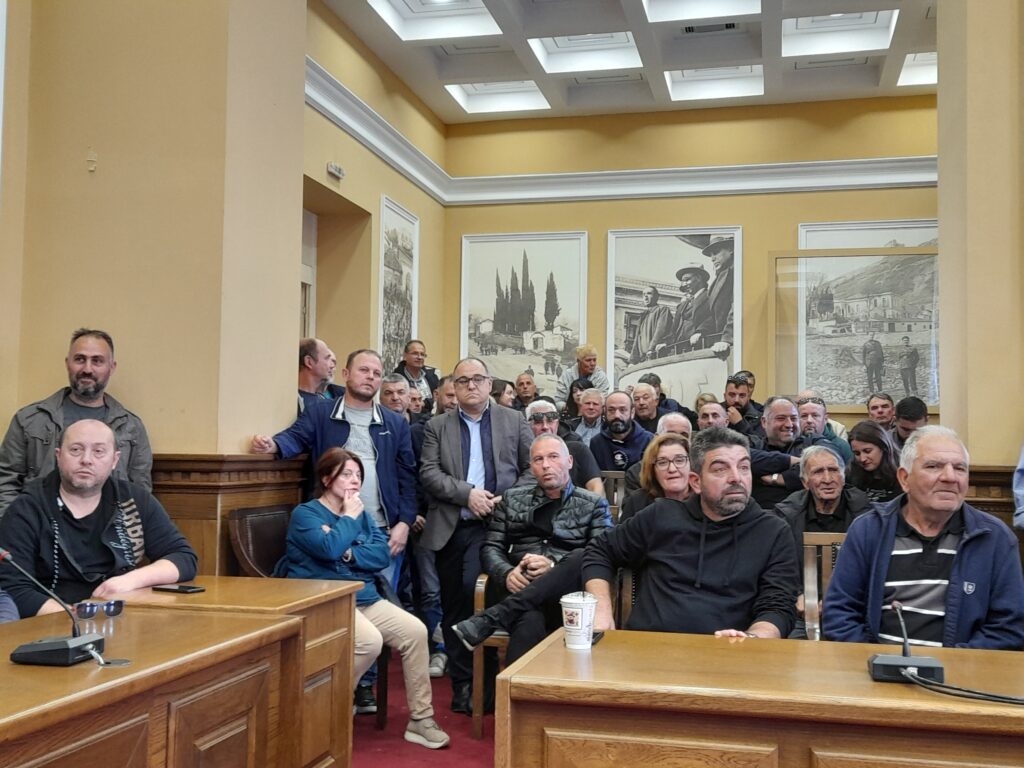 20251014 114534 ktinotrofoi