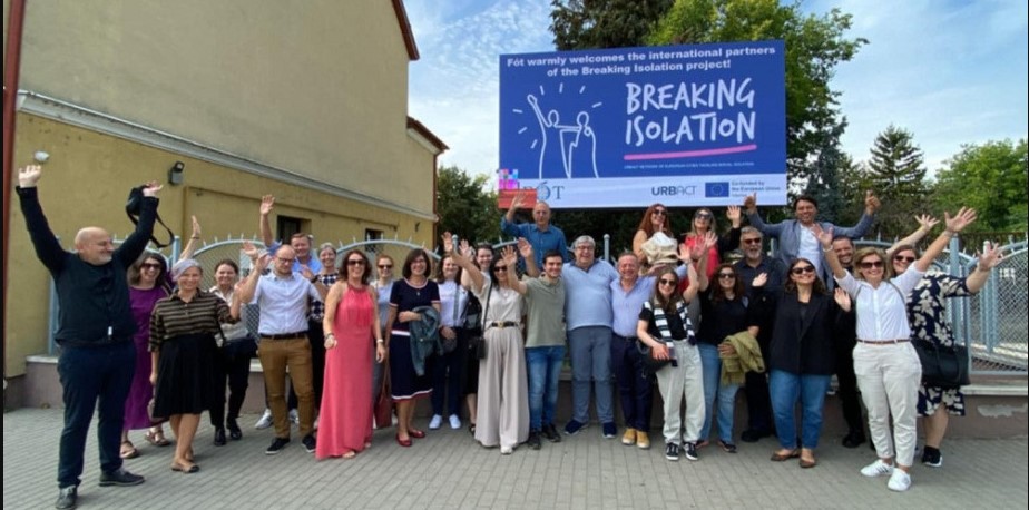 ΣΥΜΜΕΤΟΧΗ ΤΟΥ ΔΗΜΟΥ ΣΕΡΡΩΝ ΣΤΟ ΔΙΚΤΥΟ ΕΥΡΩΠΑΪΚΩΝ ΠΟΛΕΩΝ “BREAKING ISOLATION” (ΣΠΑΖΟΝΤΑΣ ΤΗΝ ΑΠΟΜΟΝΩΣΗ)