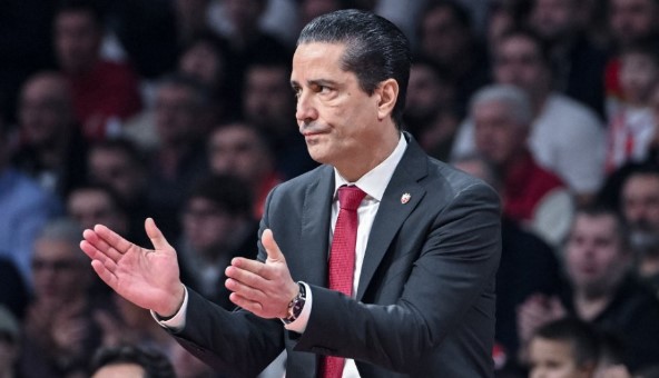 ΤΕΛΟΣ Ο ΓΙΑΝΝΗΣ ΣΦΑΙΡΟΠΟΥΛΟΣ ΑΠΟ ΤΟΝ ΕΡΥΘΡΟ ΑΣΤΕΡΑ