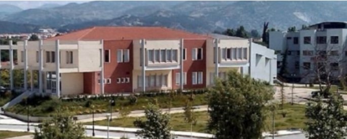 ΚΑΘΕΙΡΞΗ ΟΚΤΩ ΕΤΩΝ ΣΕ ΚΑΘΗΓΗΤΗ ΤΟΥ ΤΕΙ ΣΕΡΡΩΝ ΠΟΥ ΖΗΤΟΥΣΕ ΧΡΗΜΑΤΙΚΑ ΑΝΤΑΛΛΑΓΜΑΤΑ ΓΙΑ ΝΑ ΠΕΡΑΣΕΙ ΣΠΟΥΔΑΣΤΕΣ ΤΟΥ ΣΤΑ ΜΑΘΗΜΑΤΑ