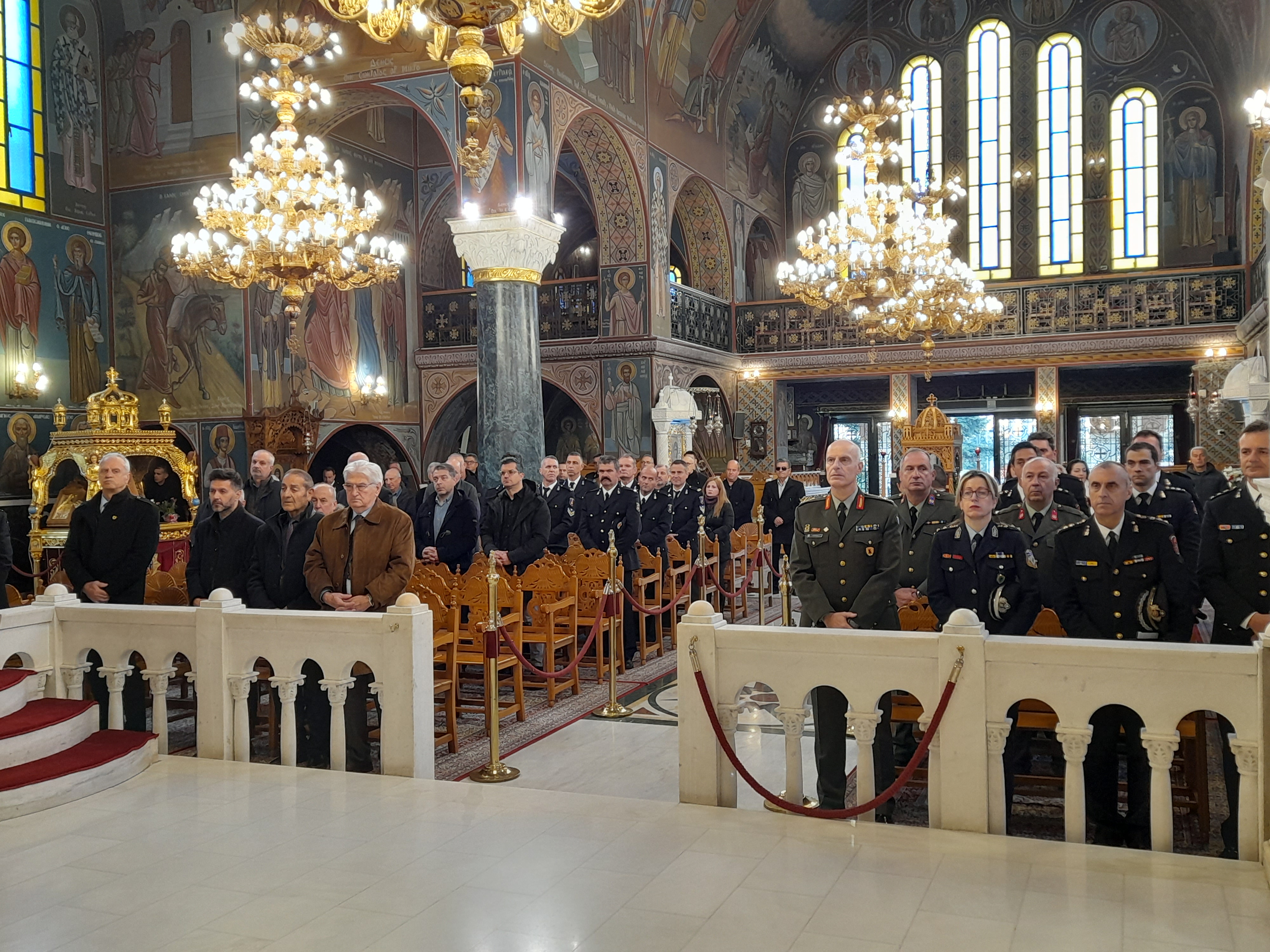 ΤΟ ΠΥΡΟΣΒΕΣΤΙΚΟ ΣΩΜΑ ΓΙΟΡΤΑΣΕ ΤΟΥΣ ΑΓΙΟΥΣ ΠΡΟΣΤΑΤΕΣ ΤΟΥ ΚΑΙ ΣΤΙΣ ΣΕΡΡΕΣ