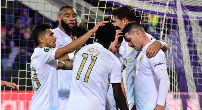 ΘΡΙΑΜΒΟΣ ΤΗΣ ΑΕΚ ΣΤΗΝ ΙΤΑΛΙΑ ΚΕΡΔΙΣΕ 1-0 ΤΗΝ ΦΙΟΡΕΝΤΙΝΑ