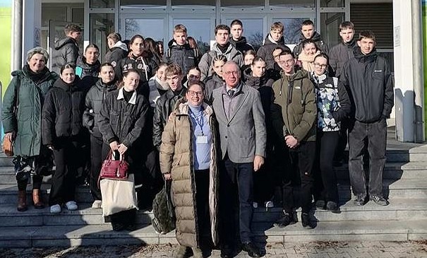 ΔΙΕΘΝΗΣ ΔΙΑΚΡΙΣΗ ΓΙΑ ΤΟ ΓΕΝΙΚΟ ΛΥΚΕΙΟ ΠΕΝΤΑΠΟΛΗΣ ΣΕΡΡΩΝ