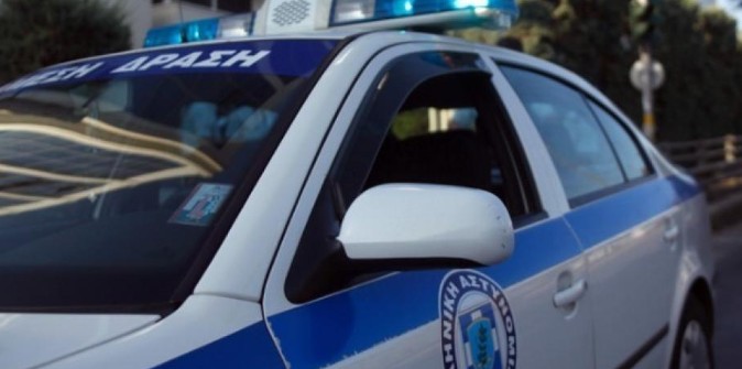 ΤΣΑΚΩΣΑΝ ΑΠΑΤΕΩΝΑ ΣΤΟΝ ΠΡΟΜΑΧΩΝΑ: ΕΚΚΡΕΜΟΥΣΕ ΣΕ ΒΑΡΟΣ ΤΟΥ ΕΝΤΑΛΜΑ ΣΥΛΛΗΨΗΣ