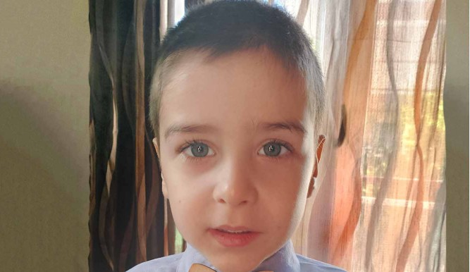 ΕΚΚΛΗΣΗ ΒΟΗΘΕΙΑΣ ΓΙΑ ΤΟΝ 5ΧΡΟΝΟ ΔΗΜΗΤΡΗ